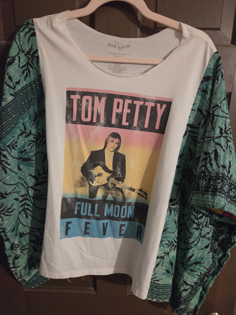 Tom Petty Full Moon Fever Graphic Poncho Sleeve Tee - White with Green  Sleeves